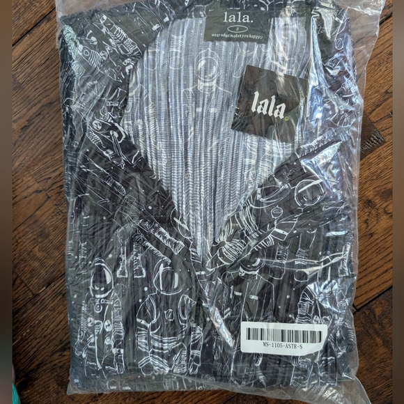 NWT - Dressed In LALA Interstellar Plissé Top and Pants - Picture 8 of 12